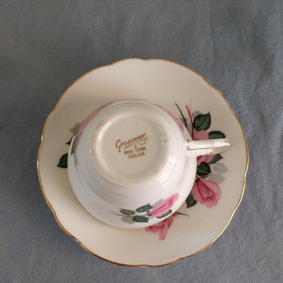 PINK ROSE GOLD TRIM GROSVENOR BONE CHINA ENGLAND TEACUP SAUCER SET SCALLOPED - Picture 10 of 14